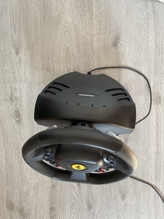 Volan Thrustmaster