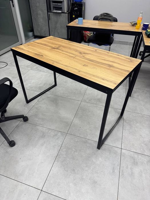 Stol loft arzonga beriladi ideal