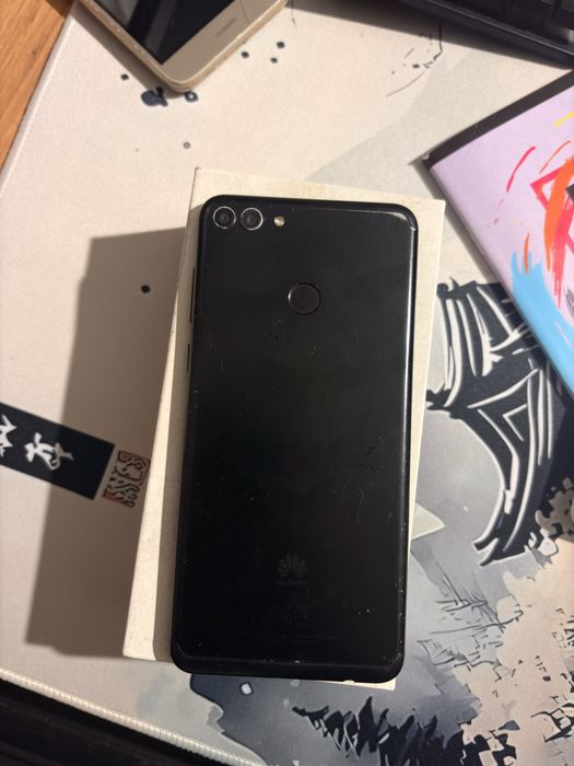 Продаю телефон huawei y9