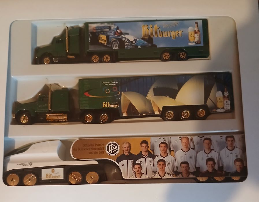 Vând machete americane Limited Edition