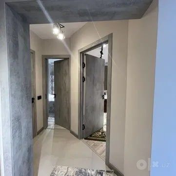 Квартира на Бобура-1 нотариалка 2/3/8 общ пл 56м  Евро с обстановкой
