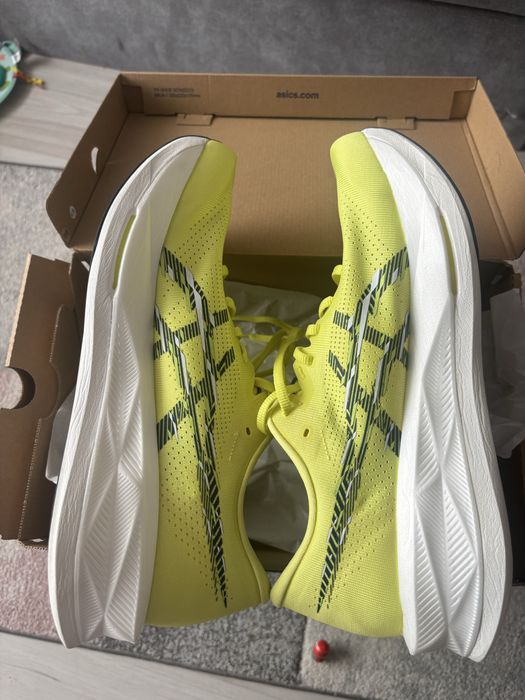 Мъжки маратонки за бягане ASICS SONICBLAST 48 номер / 30.5 см дължина на стелка