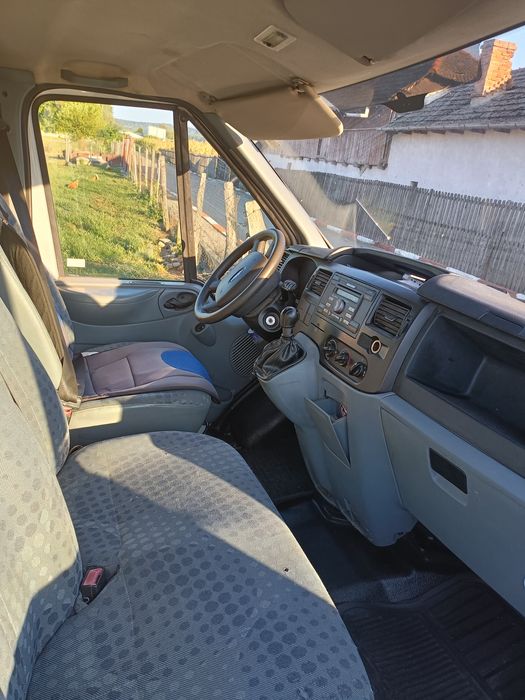 Vând duba Ford Transit