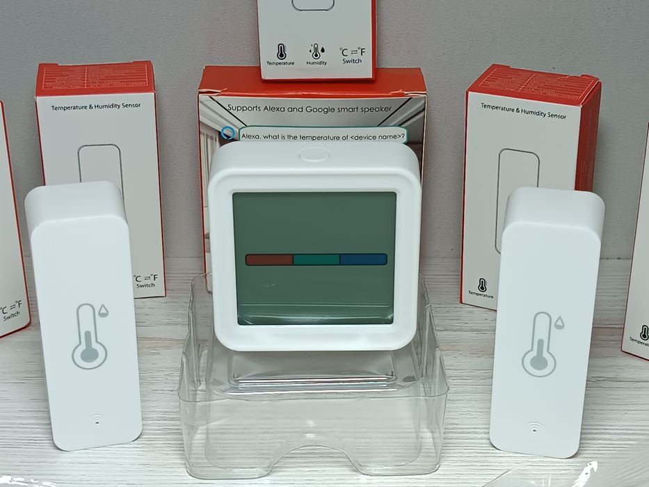 Умный Wi Fi датчик температуры и влажности CozyLife