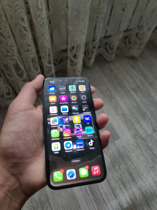 Продам айфон 13/128