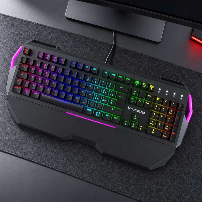 Tastatură mecanică gaming Oversteel IRON RGB, cu fir, layout italian, nouă