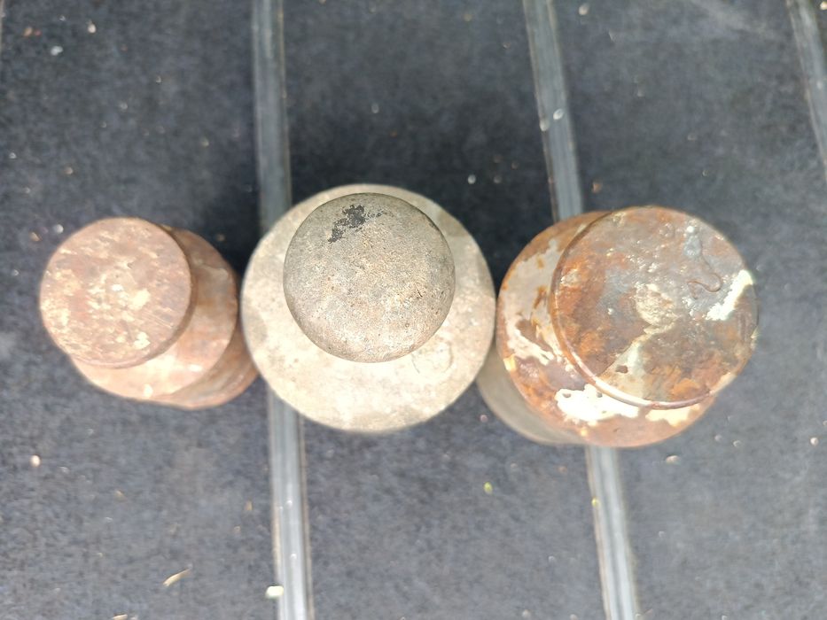 Стари тежести за кантар