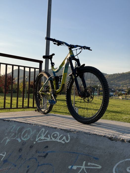 Giant reign full suspension enduro