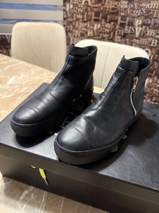 Converse ботички