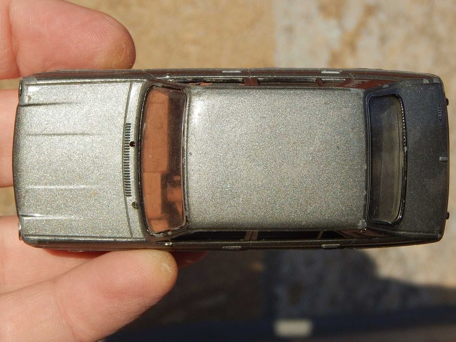 Macheta Simca 1100 1968 scara 1:43 uzata cu multe lipsuri pt diorame