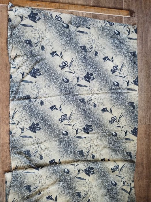 Ткани дешево продаю