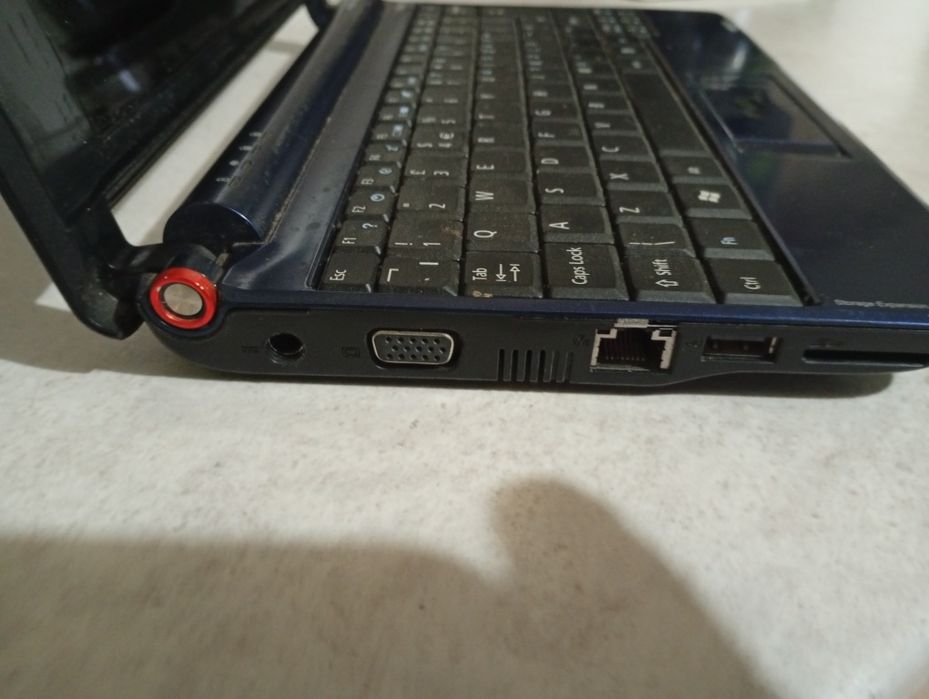 Laptop Acer Zg5 funcțional