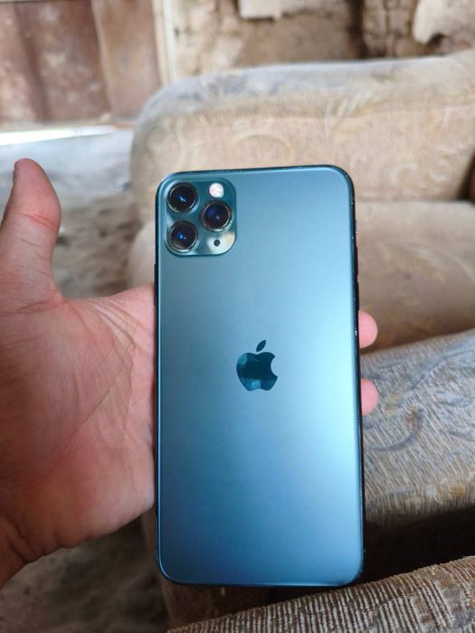 айфон 11 про макс 100/256гб