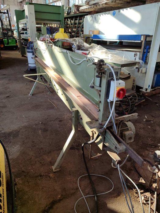 ръчна машина за рязане на фурнир 3100мм.