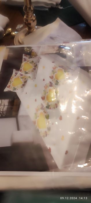 Lenjerii de pat noi , alb, bumbac 100% creponat