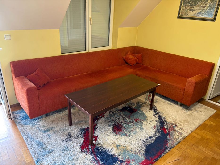 Холов ъглов диван