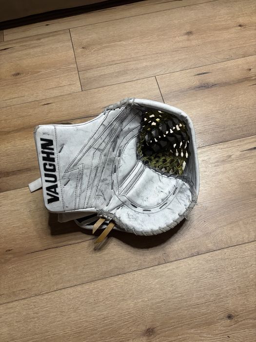 Ловушка хоккейного вратаря Vaughn v9