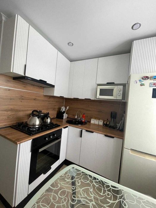 Кухонные гарнитуры для кухни 6 кв.м