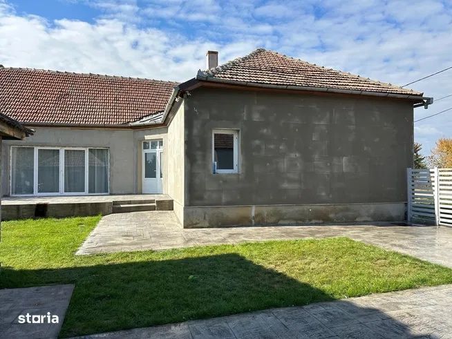 Casa renovata complect