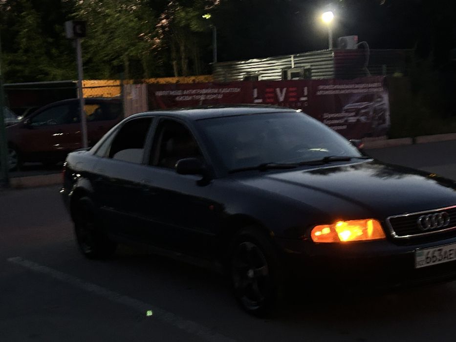 продам ауди а4 б5
