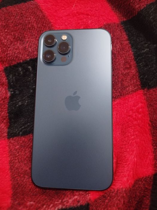 Продам iPhone 12 Pro Max