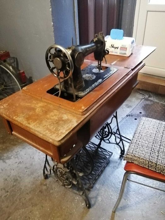 Mașină de cusut Singer 1920 seria Y
