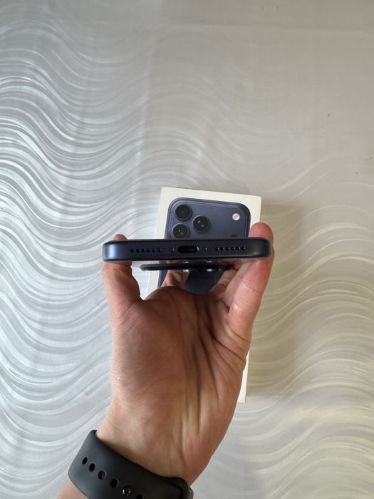 Iphone 17 pro max , 256гб eac