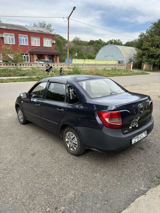 ВАЗ (LADA) Granta 2190, 2012 года