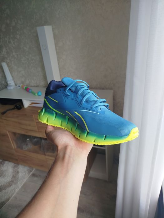 Кроссовки Reebok 43 размер(28см)