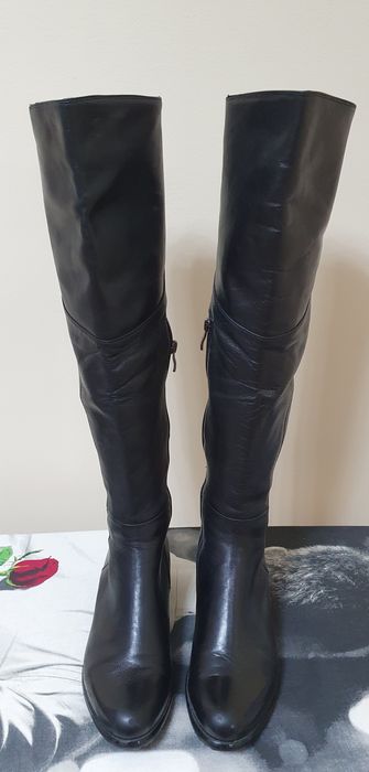 Длинные сапоги кожаные