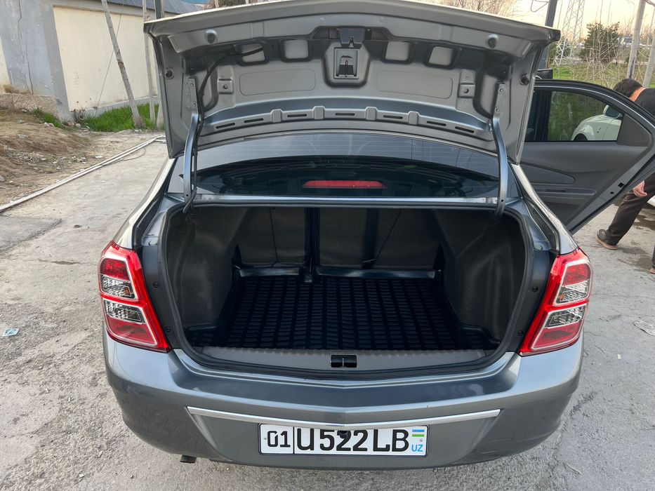 Chevrolet Cobalt 4 pozitsiya, avtomat, 38.000 probeg, 2021 yil, benzin