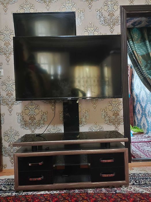 2 ta Televizor sotiladi