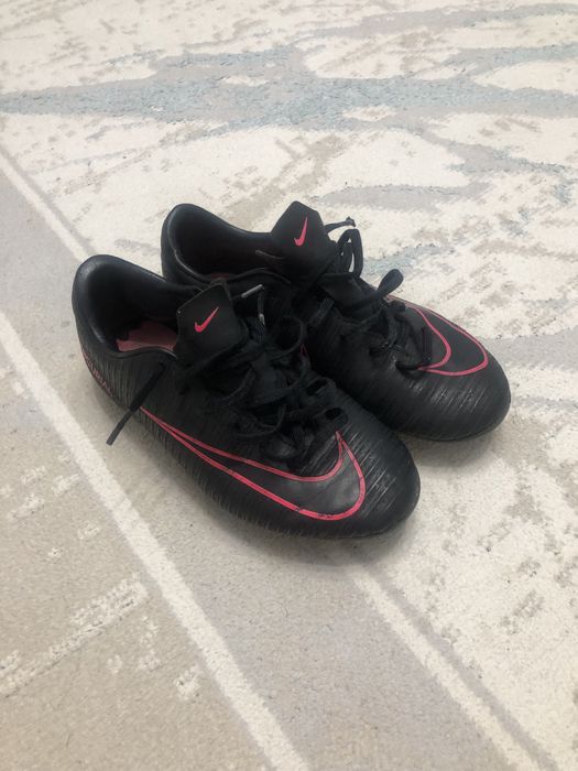 Продам бутсы найк