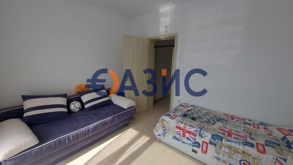 Тристаен апартамент в комплекс Golden Sea View, 96 кв.м., Поморие,