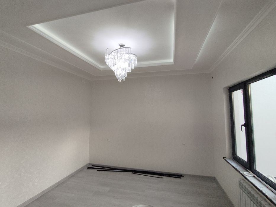 Сергели Янгихаёт сагбон кўчаси 4 хона 150м² 2 сотик