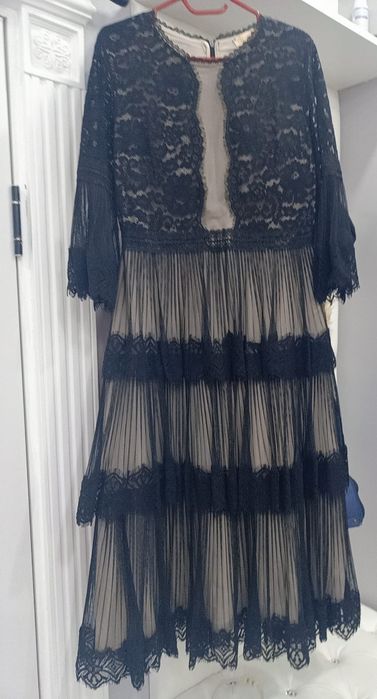 Продам платья 48 размера