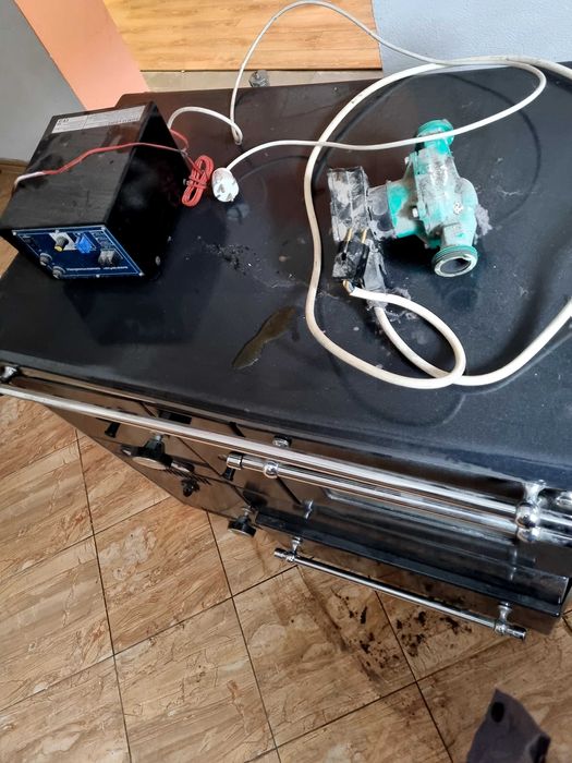 Сръбска печка с водна риза 25 KW