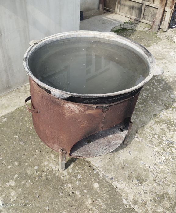 Қозон ва ўчок сотилади