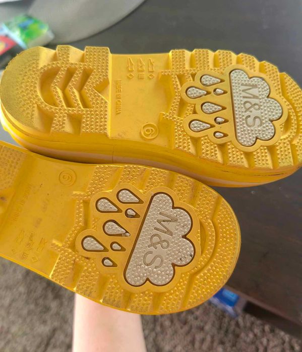 Боти и ботуши 23 24 25 27 номер за момче