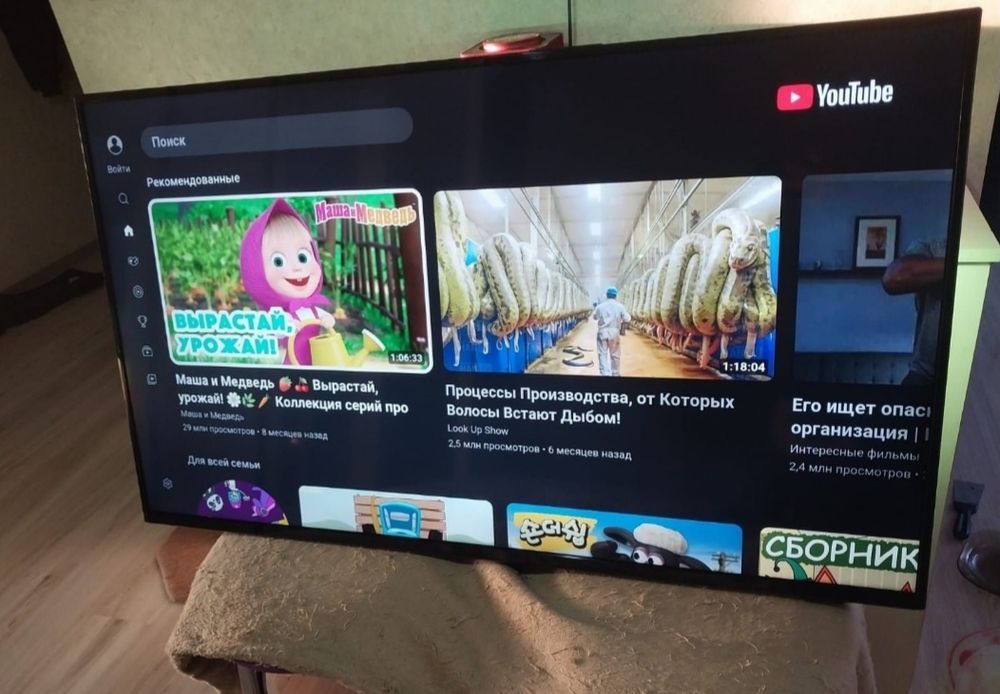 Огромный 4К смарт телевизор TCL 165см.