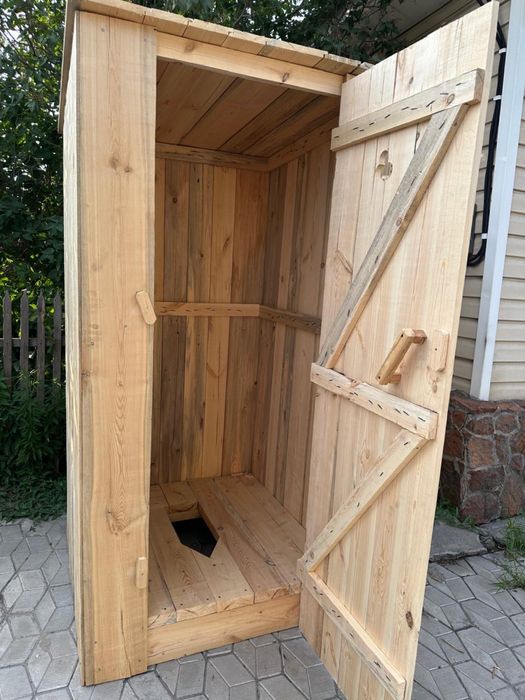 Продам уличный туалет (новый)
