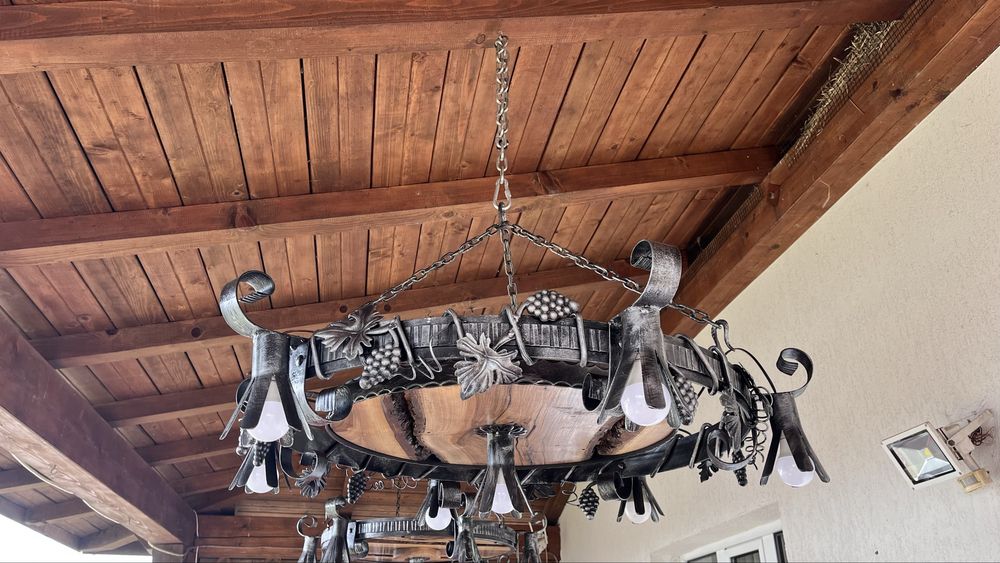 Lustra roata rustic, corp de iluminat, lampadar unicat