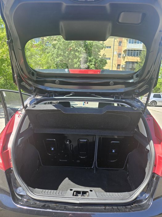 Vand Ford Fiesta
