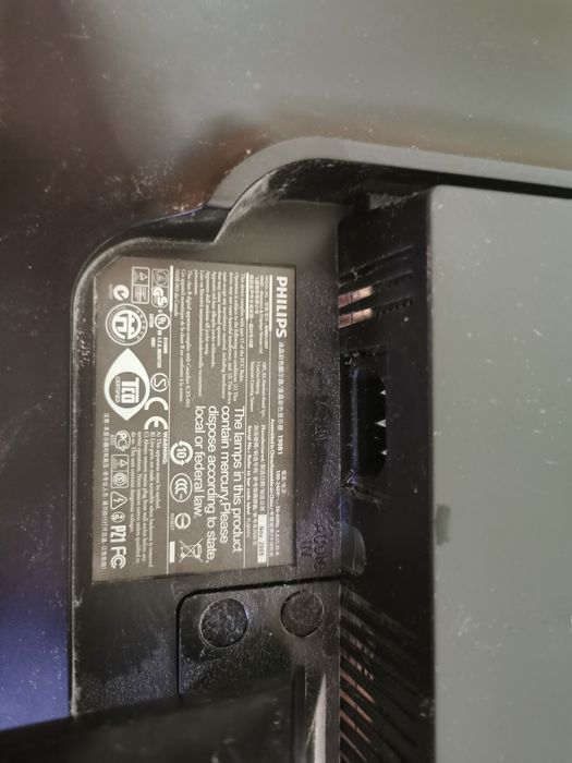 Монитор Philips 19"