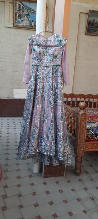 Toy, va uchrashuvlar uchun koylak