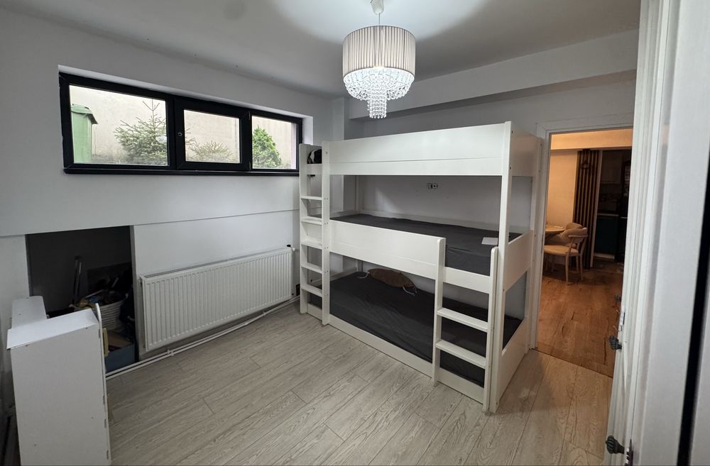 Damaroaia sector 1 Propietar vand apartament 67m utili centrala propie mobilat utilat