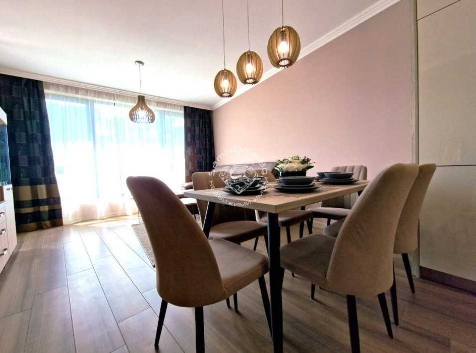 Дава се под наем Двустаен апартамент в Варна, Бриз - 70 кв.м за 1000 € - Снимка #2