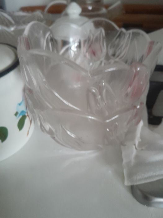 Продам посуду в хорошем качестве