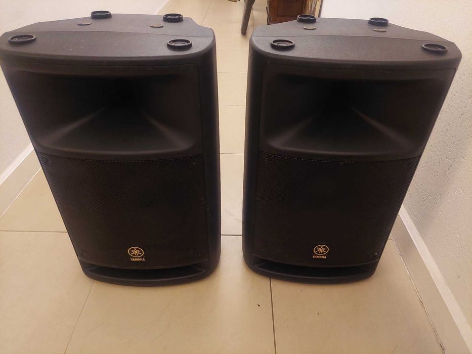 boxe active omnitronic c80a  yamaha electrovoice jbl eon 1000w