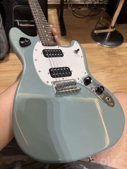 Squier Bullet Mustang HH